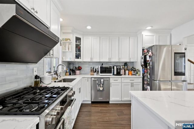 44 Richard Court, River Edge, NJ 07661