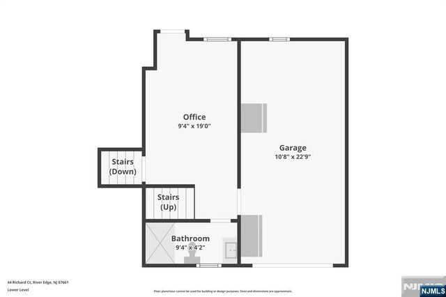 44 Richard Court, River Edge, NJ 07661