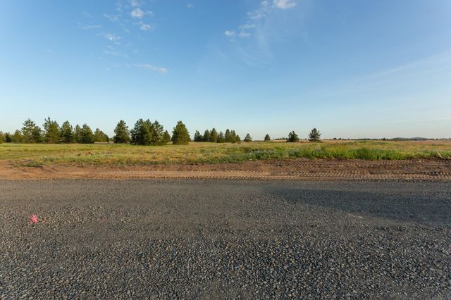 15231 W Pacific Ln, Medical Lake, WA 99022