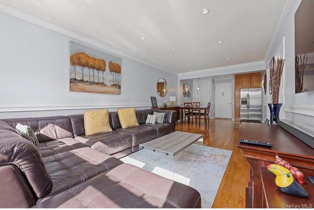 5803 Calloway Street 4EE, Corona, NY 11368