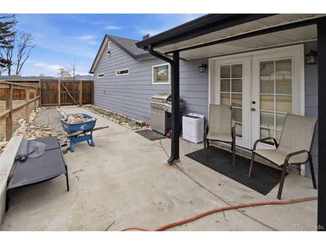 3930 Independence Ct, Wheat Ridge, CO 80033