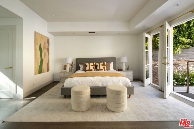 2130 Outpost Drive, Los Angeles, CA 90068