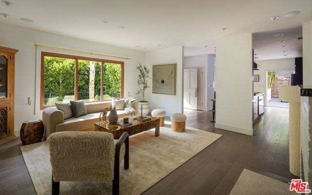 2130 Outpost Drive, Los Angeles, CA 90068