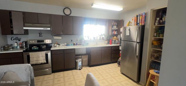 6744 W SAN MIGUEL Avenue, Glendale, AZ 85303