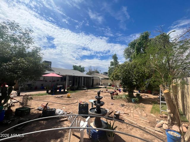 6744 W SAN MIGUEL Avenue, Glendale, AZ 85303