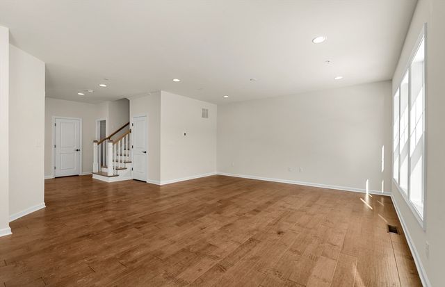 6 Mason Way 63, Woburn, MA 01801