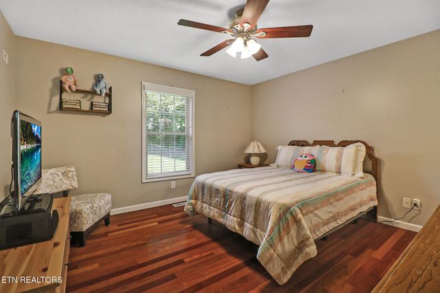 1401 Holiday Drive, Crossville, TN 38555