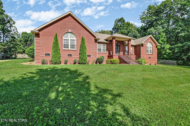 1401 Holiday Drive, Crossville, TN 38555