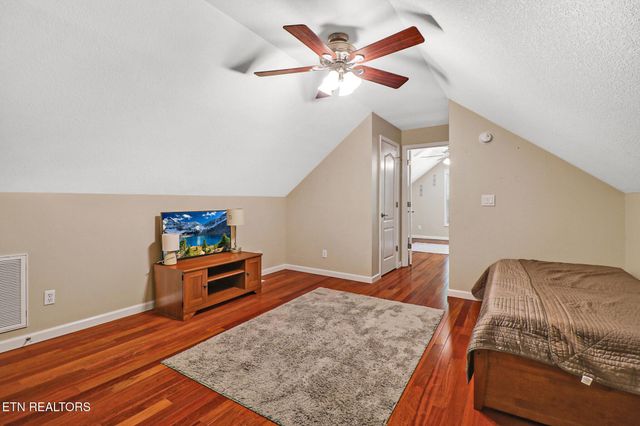 1401 Holiday Drive, Crossville, TN 38555