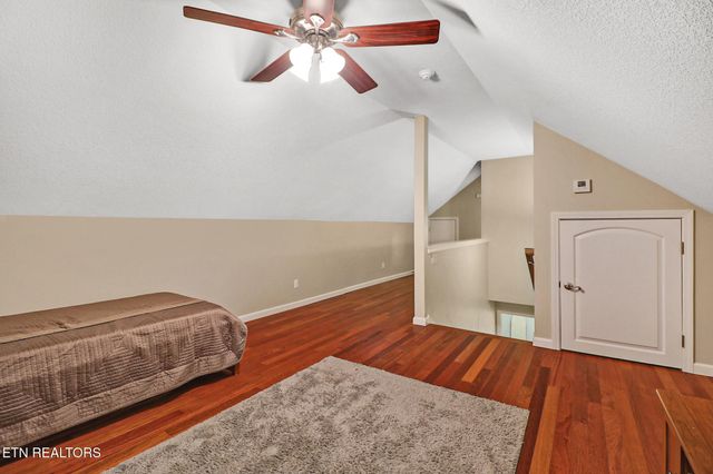 1401 Holiday Drive, Crossville, TN 38555