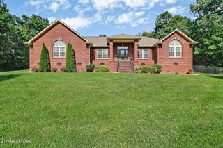 1401 Holiday Drive, Crossville, TN 38555