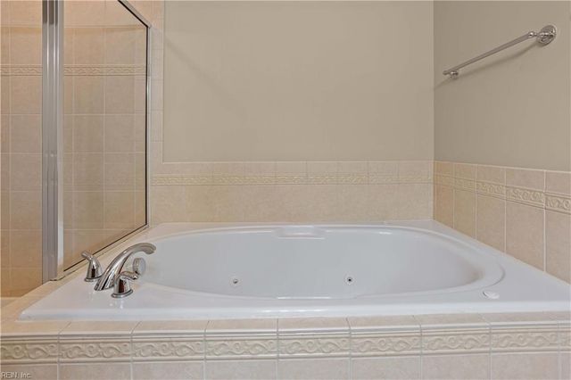 1025 Horton PL, Virginia Beach, VA 23454