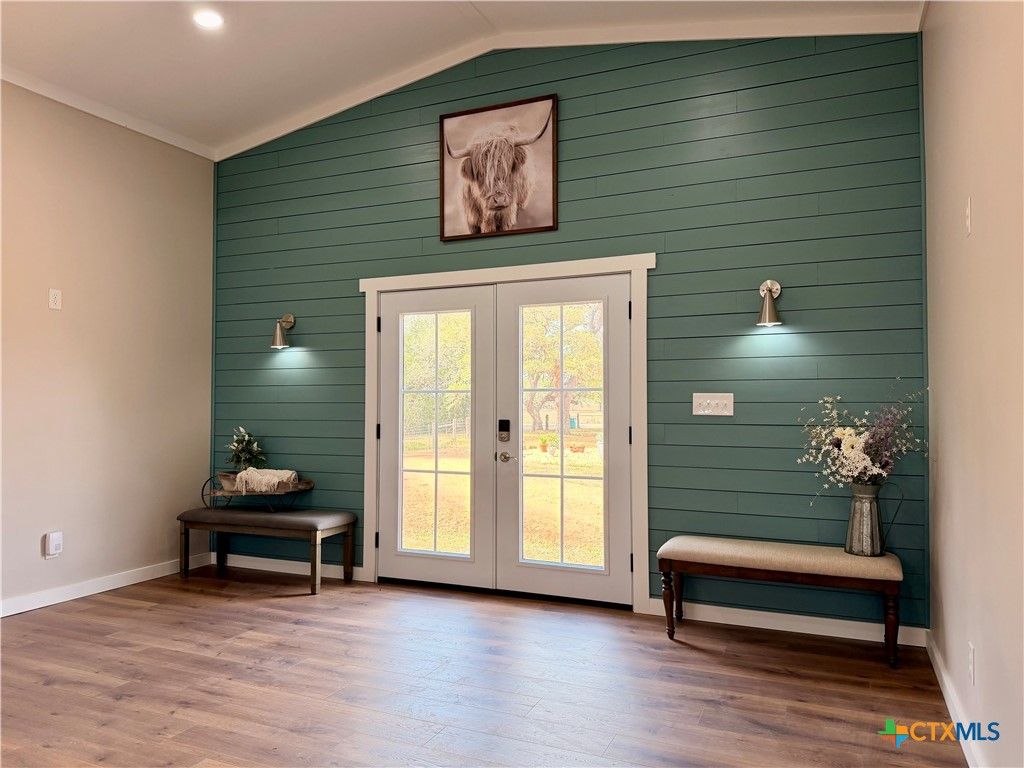 Image 25 of property listing at 209 Rice Road, Yoakum, TX 77995