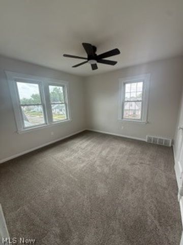 5175 Arch Street Street, Maple Heights, OH 44137