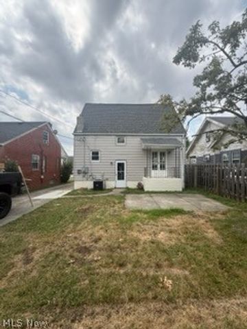 5175 Arch Street Street, Maple Heights, OH 44137