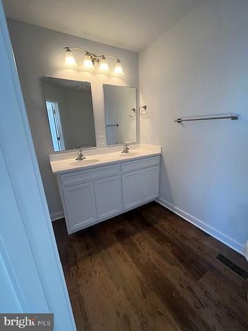 148 OLGA DR, Martinsburg, WV 25403