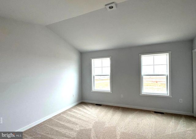 148 OLGA DR, Martinsburg, WV 25403