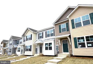 148 OLGA DR, Martinsburg, WV 25403