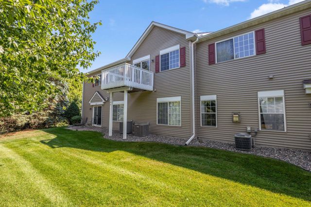 1204 Timber Way, Stillwater, MN 55082