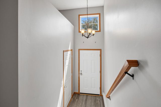 1204 Timber Way, Stillwater, MN 55082
