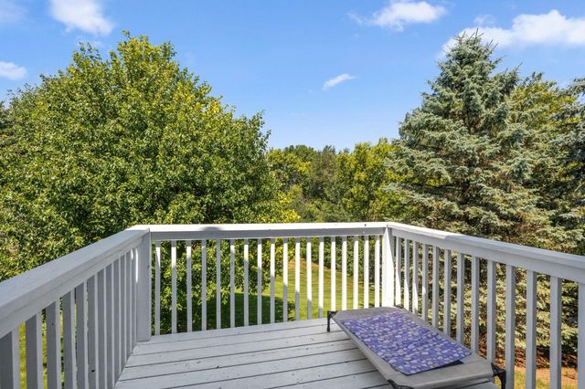 1204 Timber Way, Stillwater, MN 55082