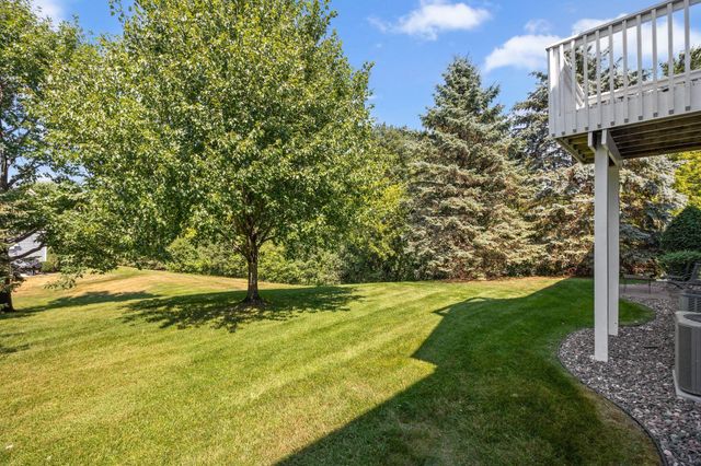 1204 Timber Way, Stillwater, MN 55082