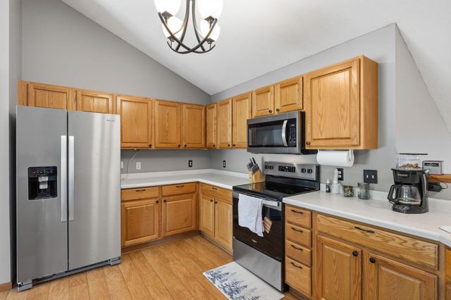 1204 Timber Way, Stillwater, MN 55082