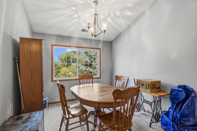 1204 Timber Way, Stillwater, MN 55082