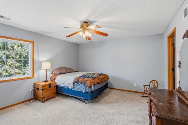 1204 Timber Way, Stillwater, MN 55082
