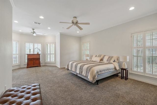 233 Lakeside Place, Mineola, TX 75773