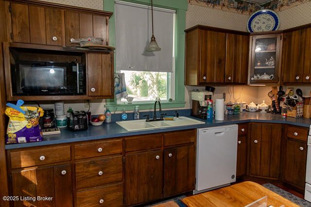 370 Thornton Rd, Hanover, IN 47243