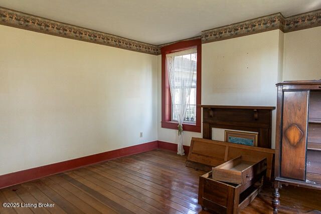 370 Thornton Rd, Hanover, IN 47243