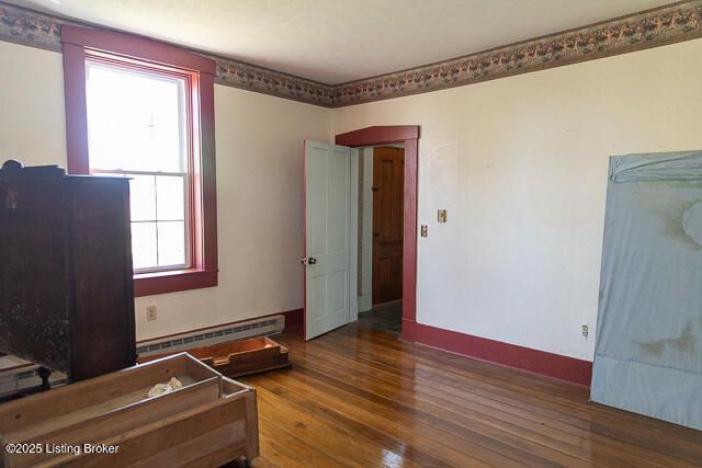 370 Thornton Rd, Hanover, IN 47243