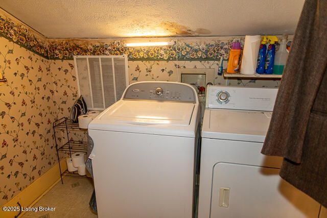 370 Thornton Rd, Hanover, IN 47243