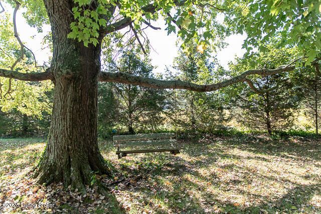 370 Thornton Rd, Hanover, IN 47243