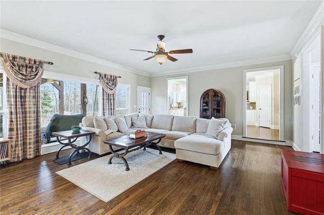 3331 Alyesbury Court, Roswell, GA 30075