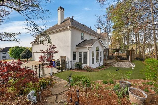 3331 Alyesbury Court, Roswell, GA 30075