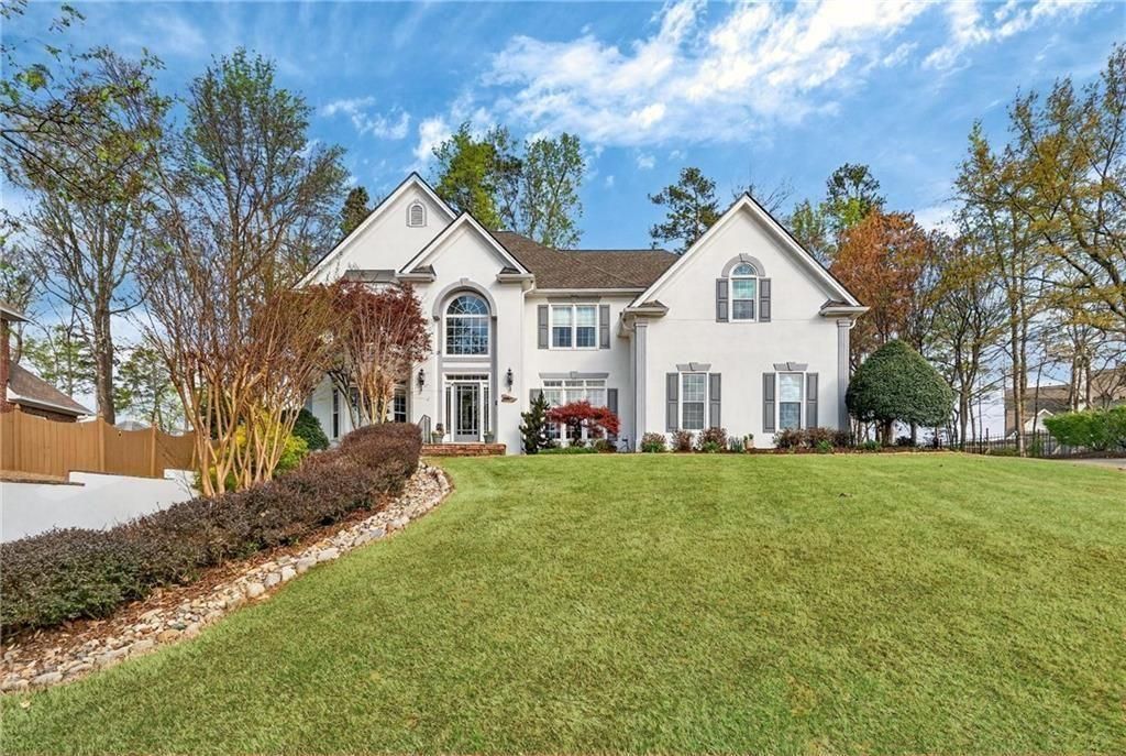 3331 Alyesbury Court, Roswell, GA 30075