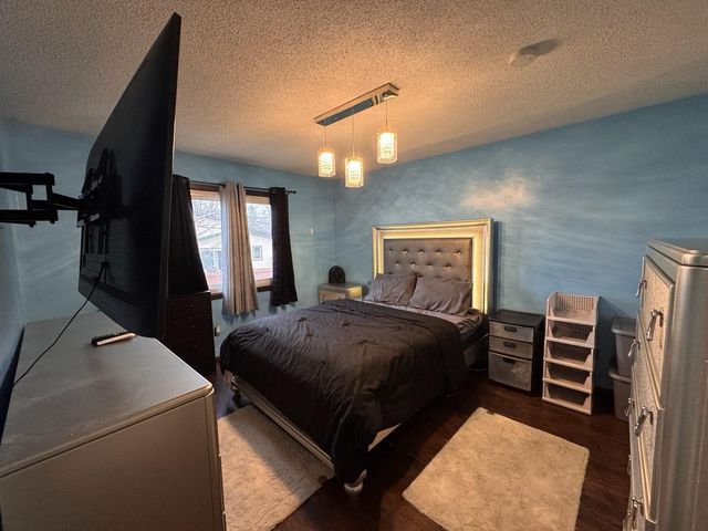 2431 112th Lane NW, Coon Rapids, MN 55433