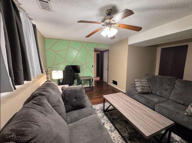 2431 112th Lane NW, Coon Rapids, MN 55433