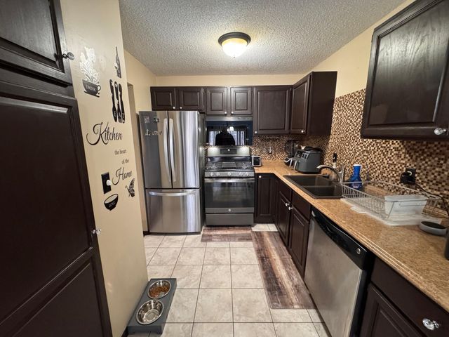 2431 112th Lane NW, Coon Rapids, MN 55433