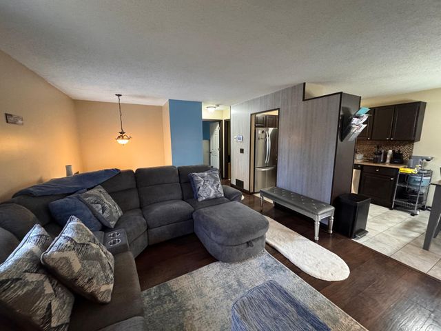 2431 112th Lane NW, Coon Rapids, MN 55433