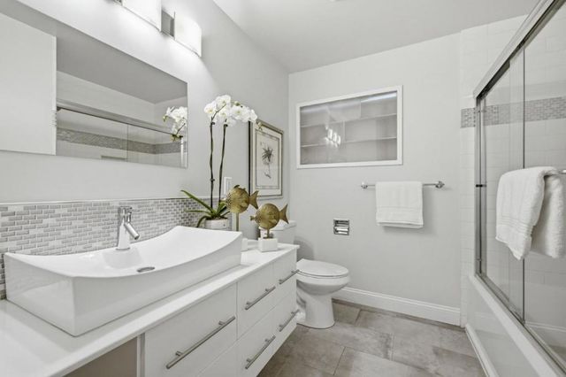 1740 Rosemary Lane, Redwood City, CA 94061