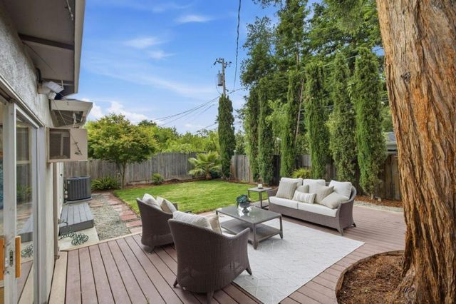 1740 Rosemary Lane, Redwood City, CA 94061