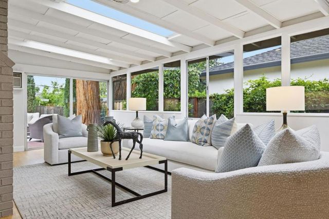 1740 Rosemary Lane, Redwood City, CA 94061
