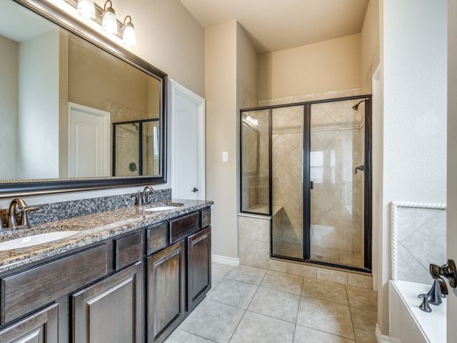 15100 Seventeen Lakes Boulevard, Fort Worth, TX 76262