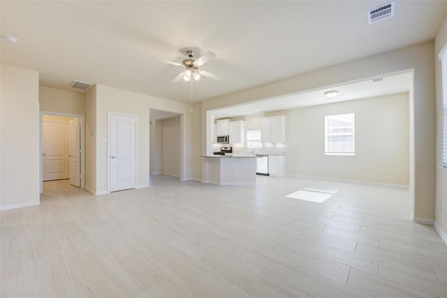 10902 Granite Chief Drive, Rosharon, TX 77583