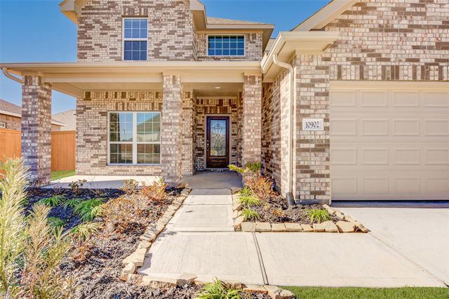 10902 Granite Chief Drive, Rosharon, TX 77583