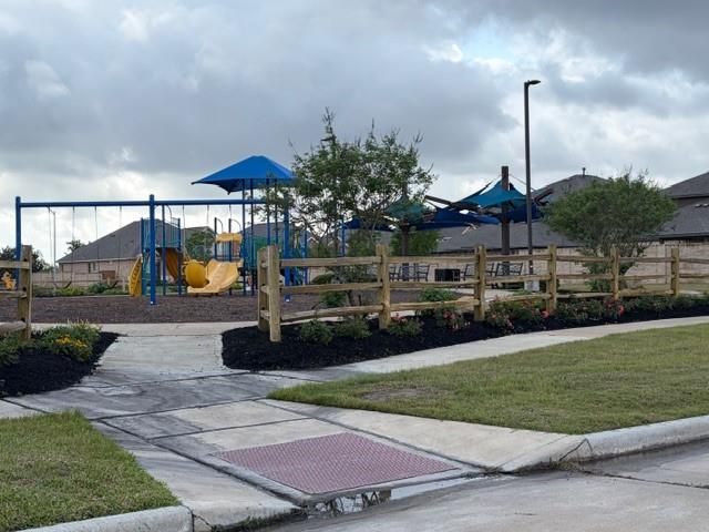 10902 Granite Chief Drive, Rosharon, TX 77583