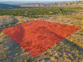 121 STE Roadrunner Lane, Littlerock, CA 93543